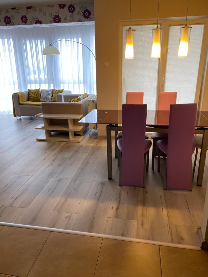 Apartament Avana Oradea Buitenkant foto